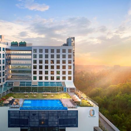 O By Tamara, Trivandrum Thiruvananthapuram Екстер'єр фото The hotel's rooftop pool