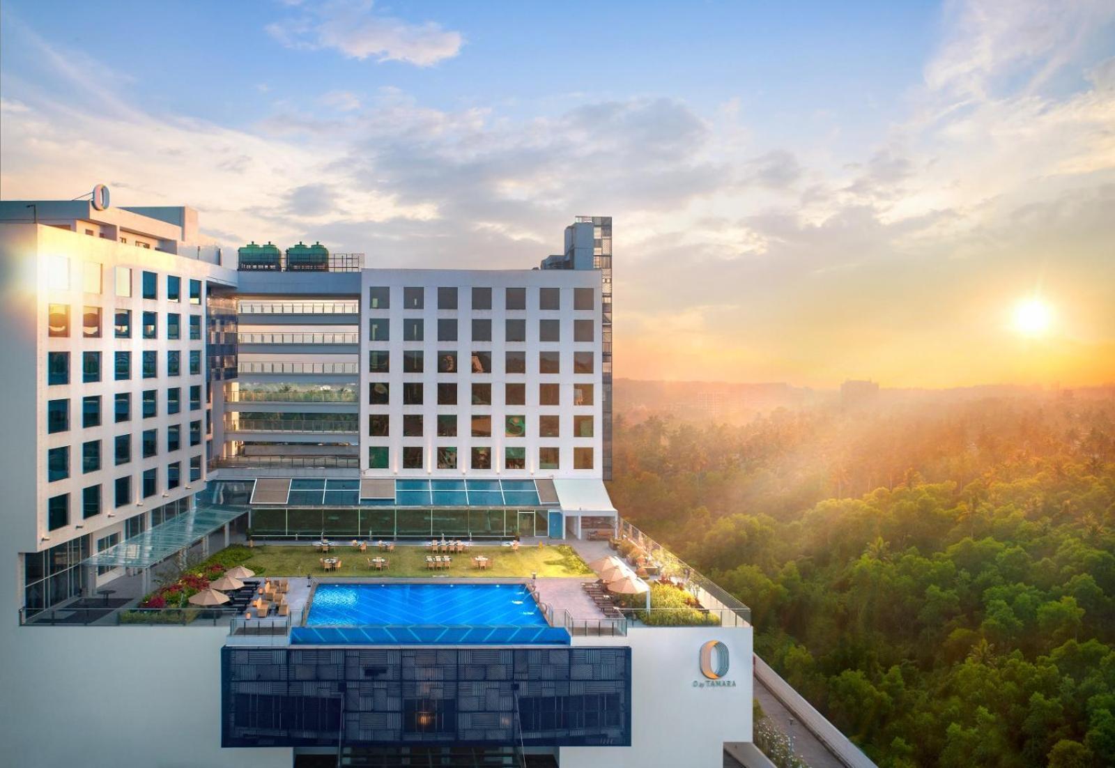 O By Tamara, Trivandrum Thiruvananthapuram Екстер'єр фото The hotel's rooftop pool